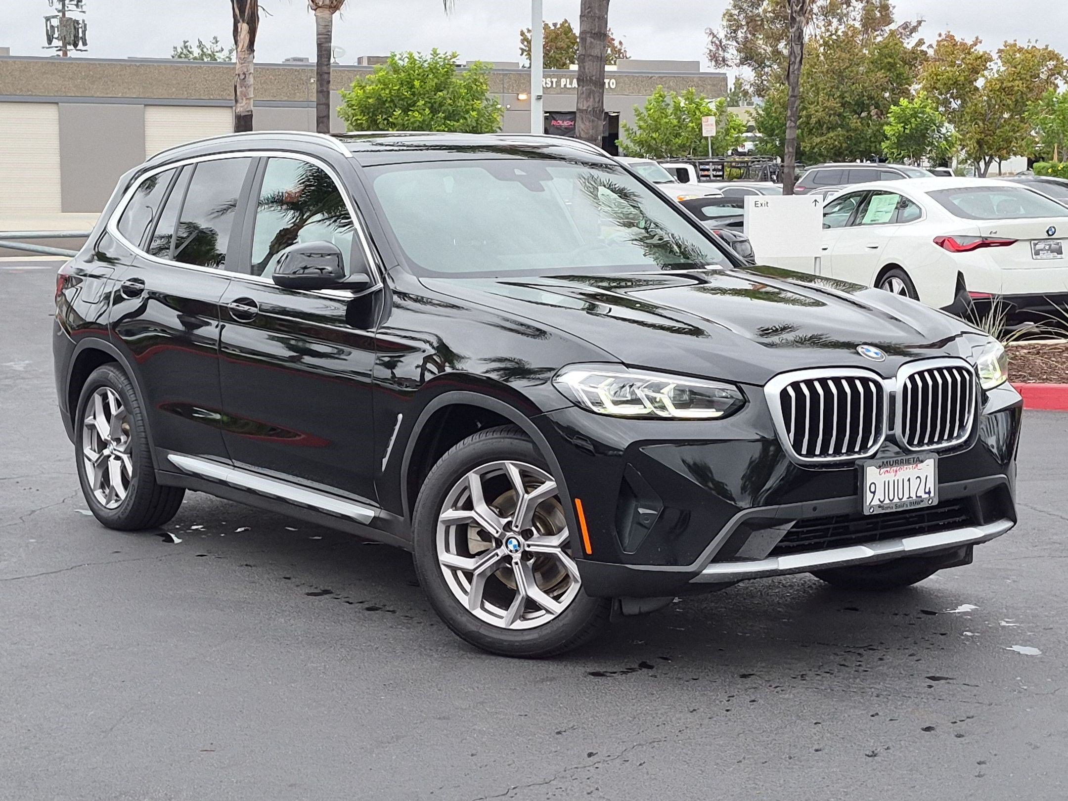 Certified 2023 BMW X3 xDrive30i w/ Premium Package AWD/4WD image 2