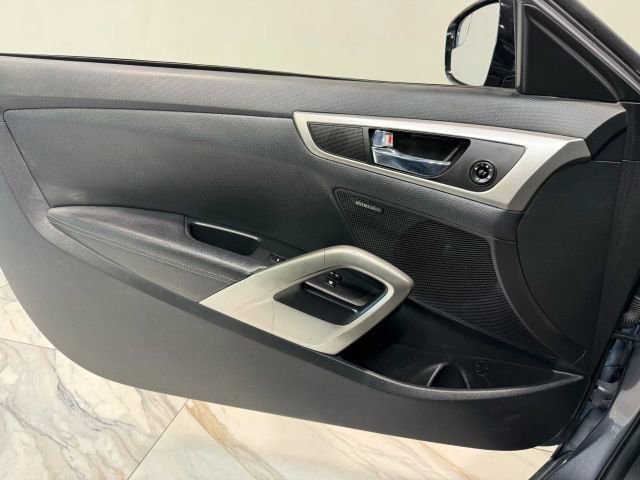 Used 2016 Hyundai Veloster w/ Option Group 02 image 61