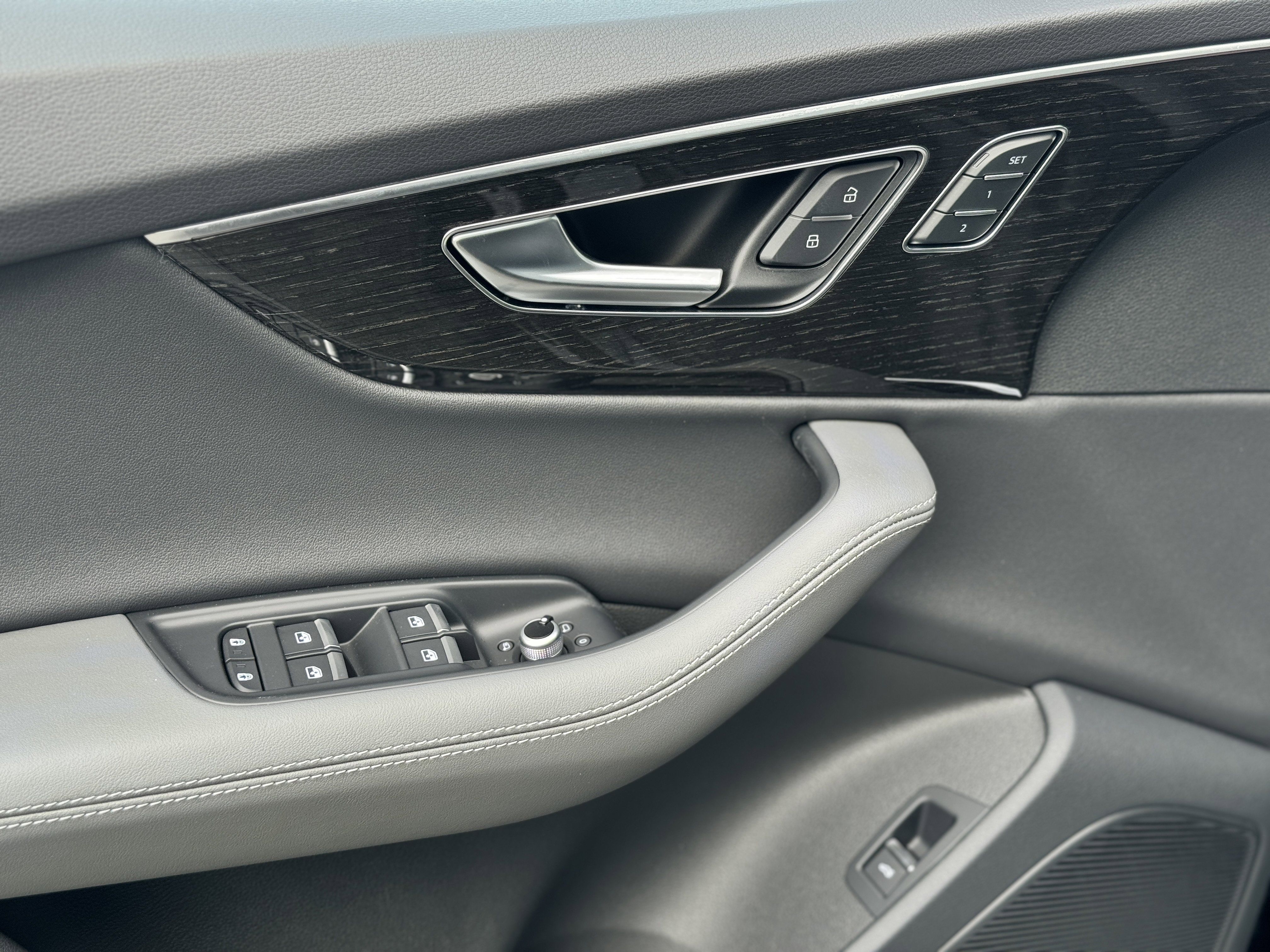 New 2025 Audi Q7 3.0T Premium Plus image 16