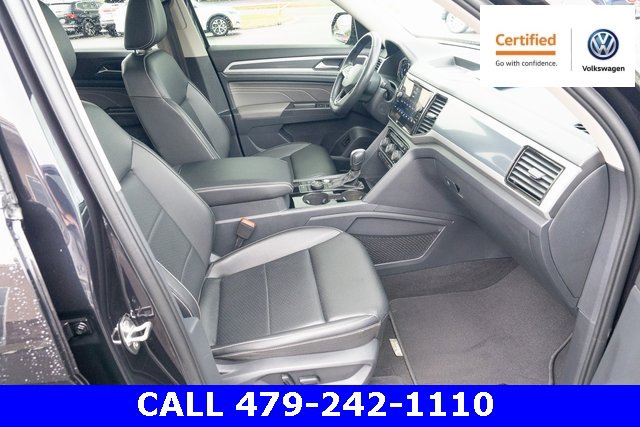 Certified 2022 Volkswagen Atlas SEL R-Line image 39