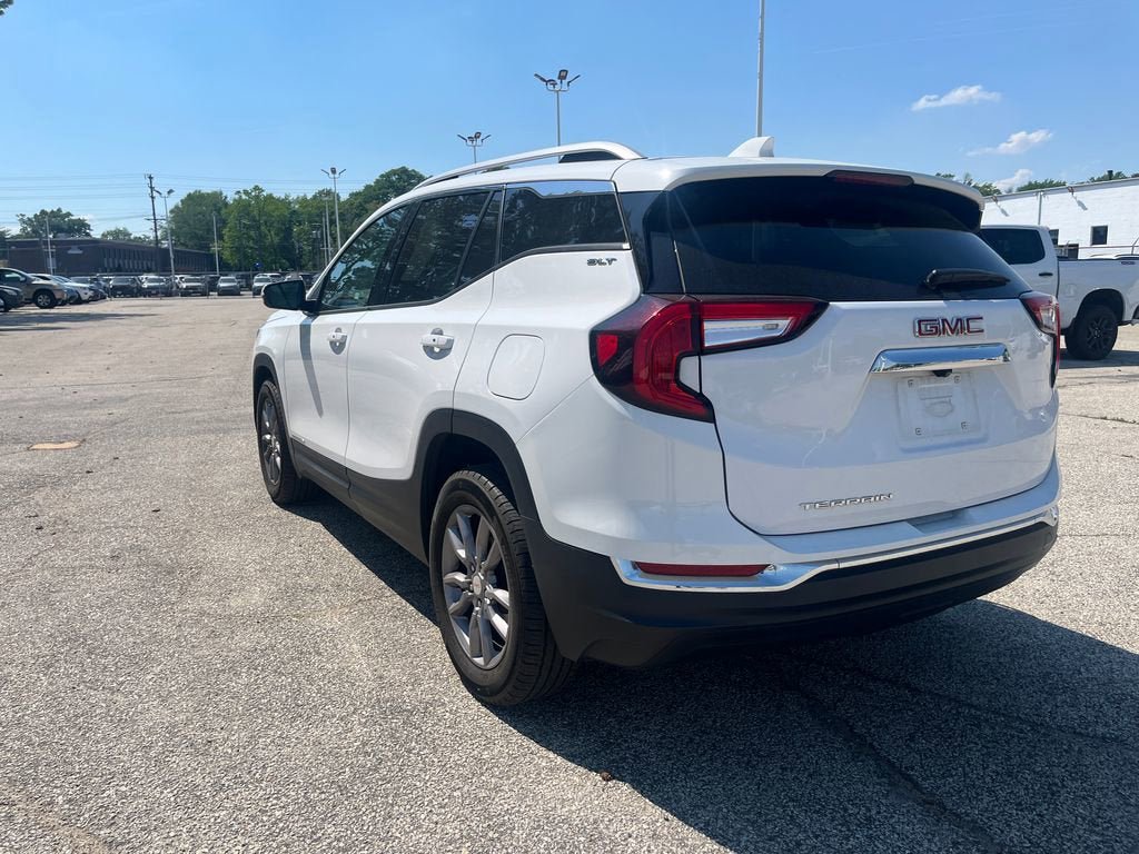 Certified 2024 GMC Terrain SLT FWD image 8