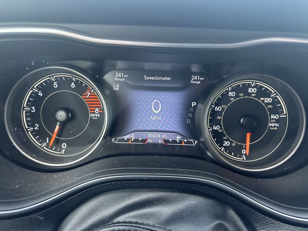 Used 2022 Jeep Cherokee Limited AWD/4WD image 26