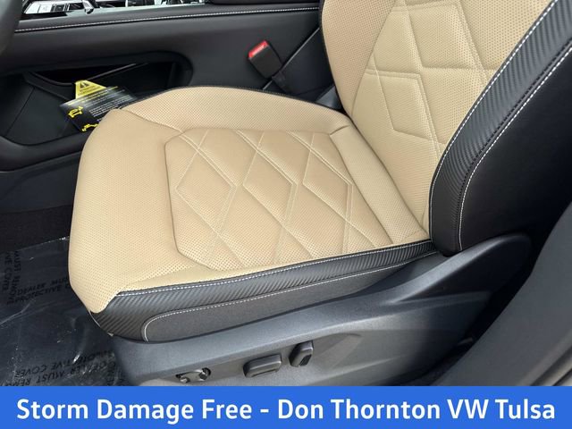 New 2026 Volkswagen Atlas Cross Sport SE image 15