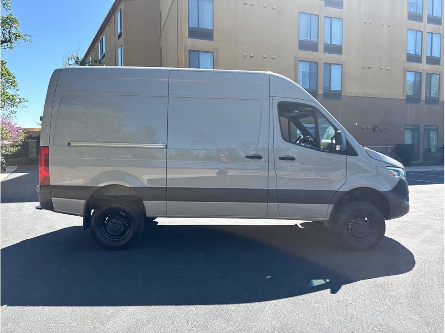 Used 2023 Mercedes-Benz Sprinter 2500 144 Cargo image 6