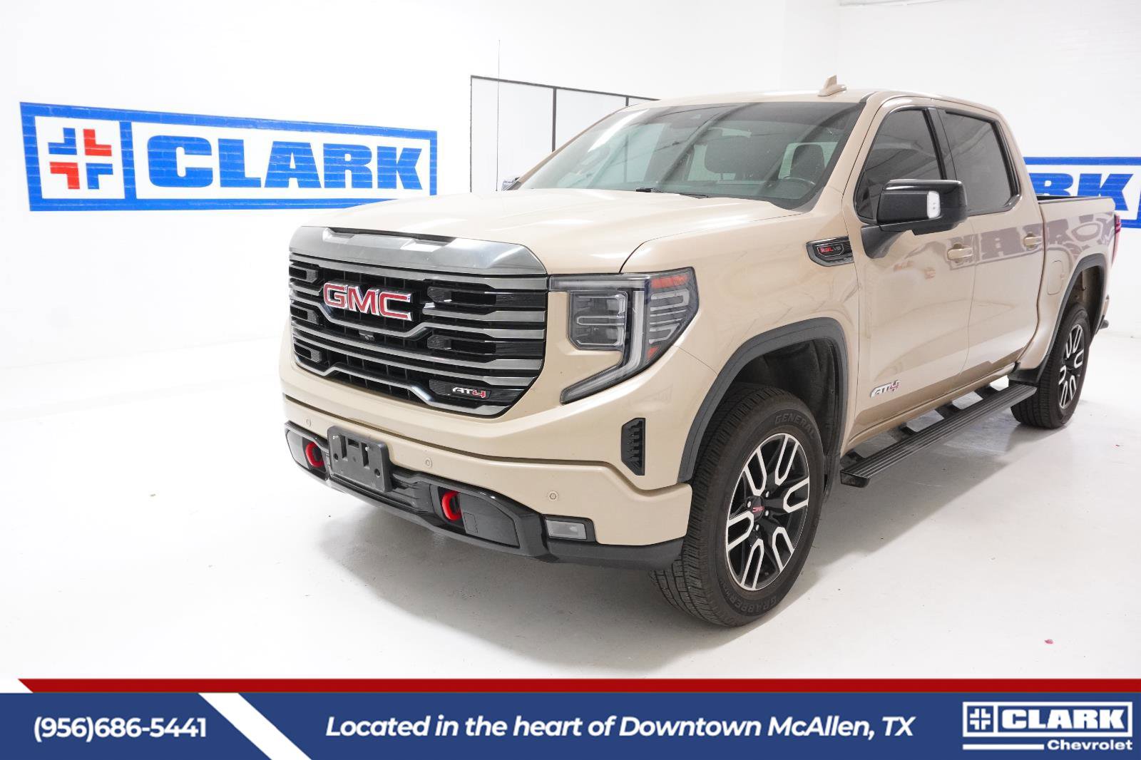 Used 2022 GMC Sierra 1500 AT4 w/ AT4 Premium Package video 1