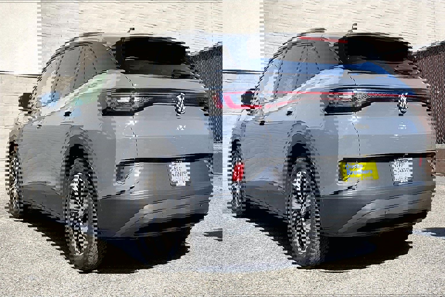 New 2026 Volkswagen ID.4 Pro image 2