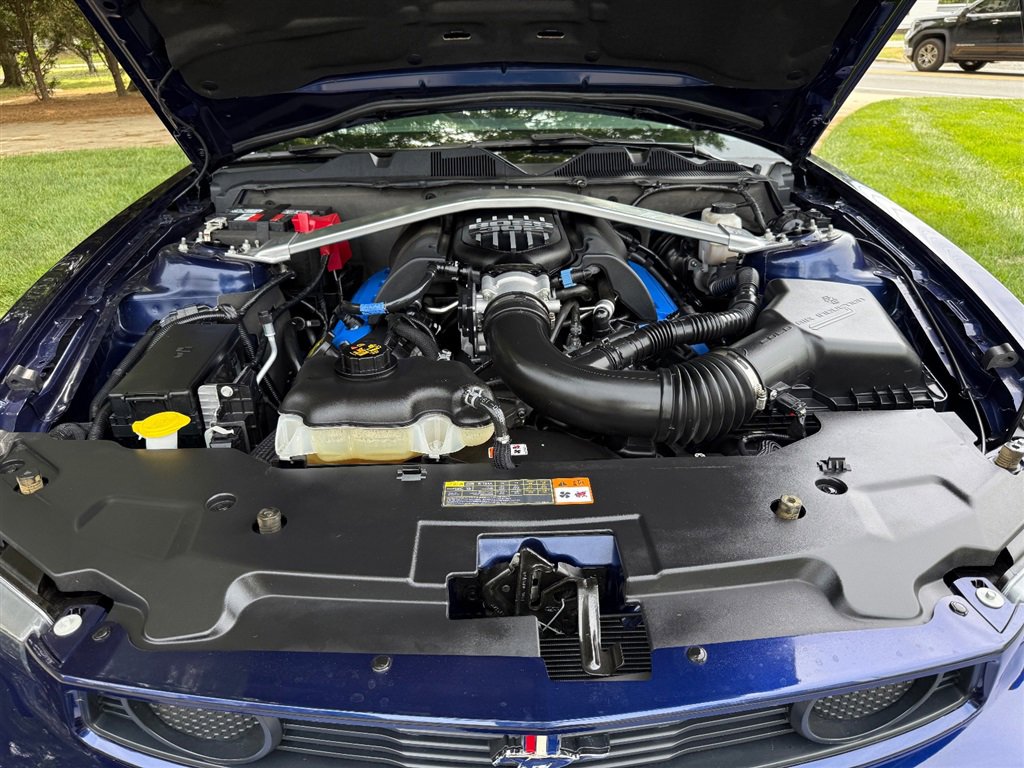 Used 2012 Ford Mustang Boss 302 w/ Boss 302 Accessory Pkg RWD image 59