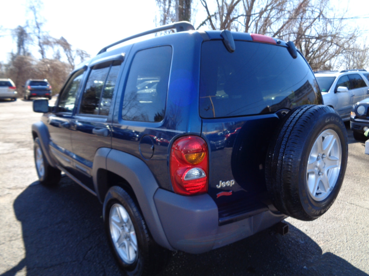 Used 2003 Jeep Liberty Sport image 7