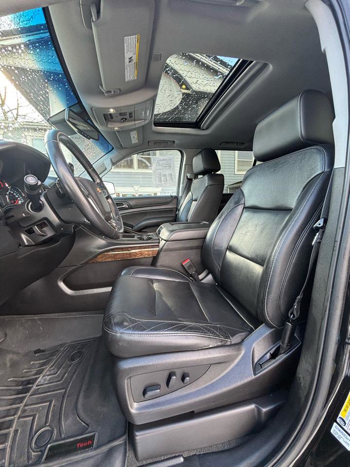 Used 2019 Chevrolet Suburban LT AWD/4WD image 9