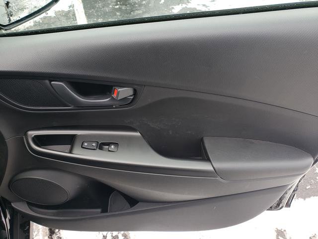 Used 2023 Hyundai Kona SEL w/ Cargo Package image 17