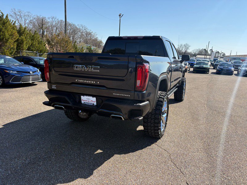 Used 2024 GMC Sierra 1500 Denali Ultimate image 5