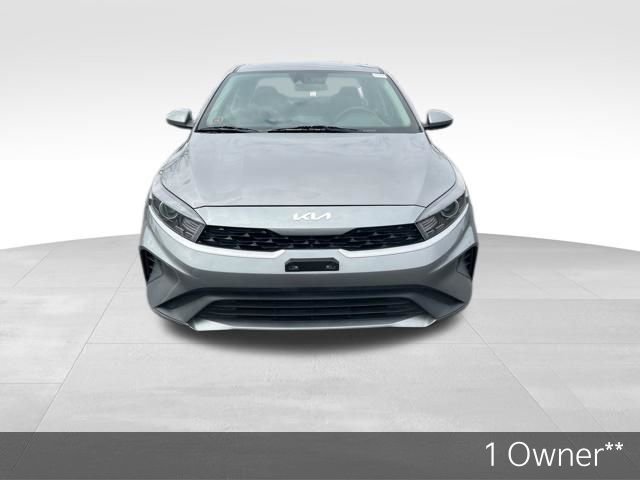 Certified 2023 Kia Forte LXS image 2