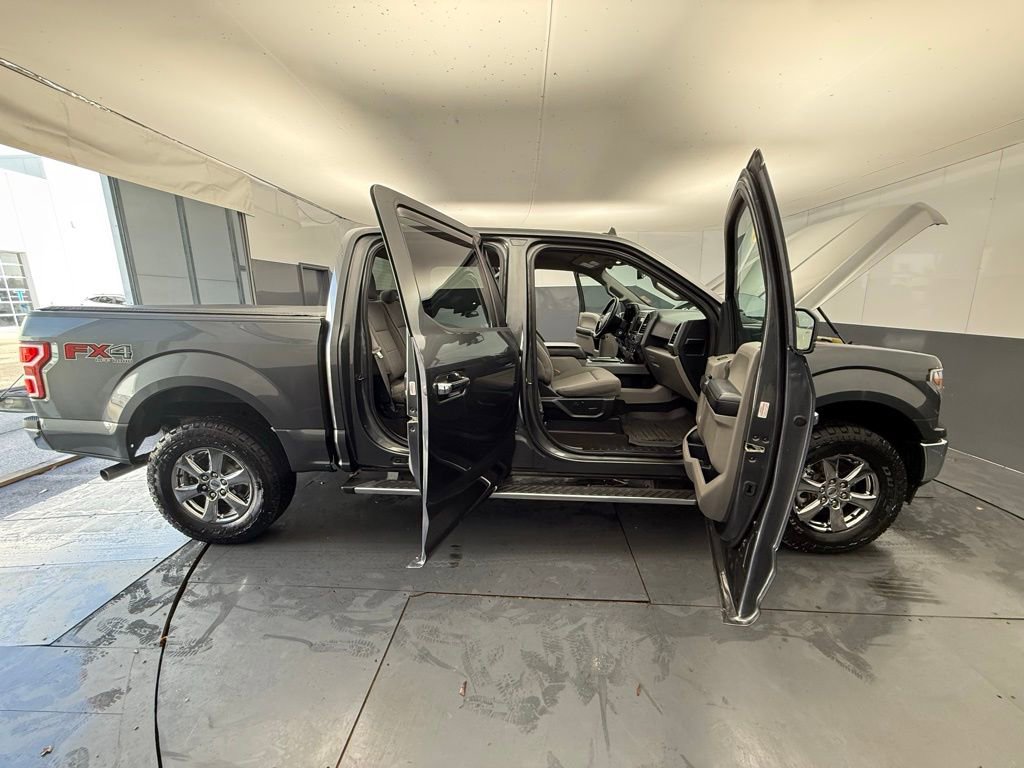 Used 2020 Ford F150 XLT w/ Equipment Group 302A Luxury AWD/4WD image 18