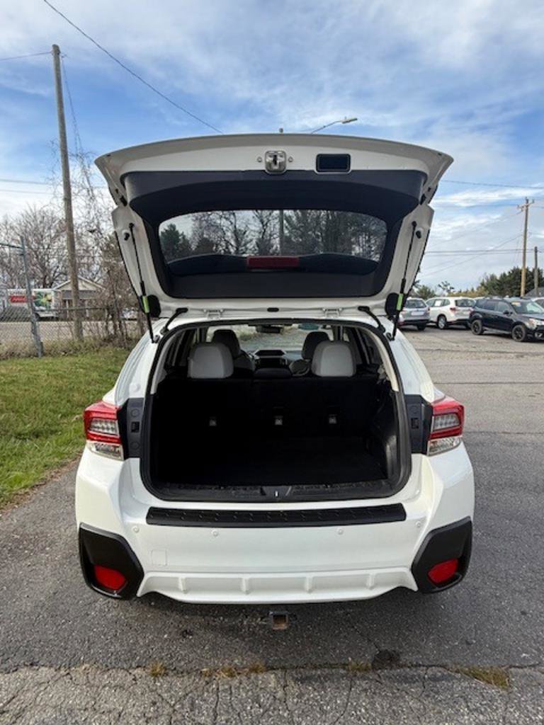 Used 2020 Subaru Crosstrek 2.0i Limited w/ Moonroof Package w/Navigation AWD/4WD image 25