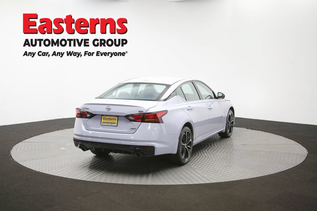 Used 2025 Nissan Altima 2.5 SR w/ SR Premium Package AWD/4WD image 40