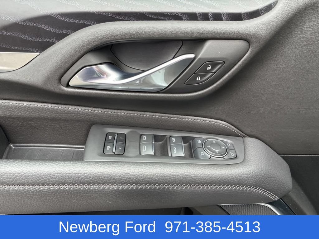 Used 2024 GMC Yukon XL Denali w/ Advanced Technology Package AWD/4WD image 12