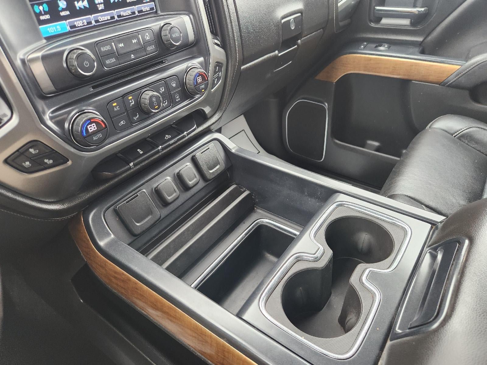 Used 2017 Chevrolet Silverado 1500 LTZ AWD/4WD image 19