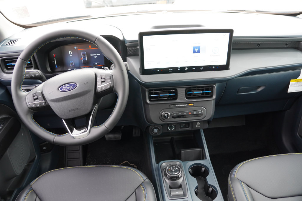 New 2026 Ford Maverick Lobo AWD/4WD image 13
