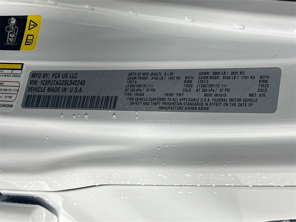 New 2025 Jeep Gladiator Sport image 18