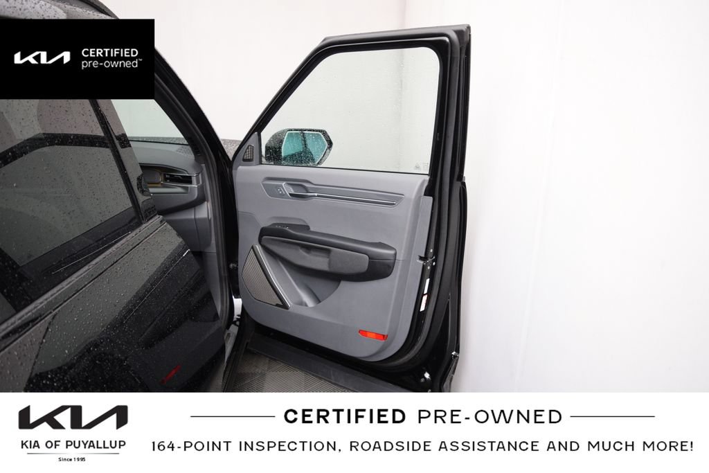 Certified 2024 Kia EV9 GT-Line AWD/4WD image 16