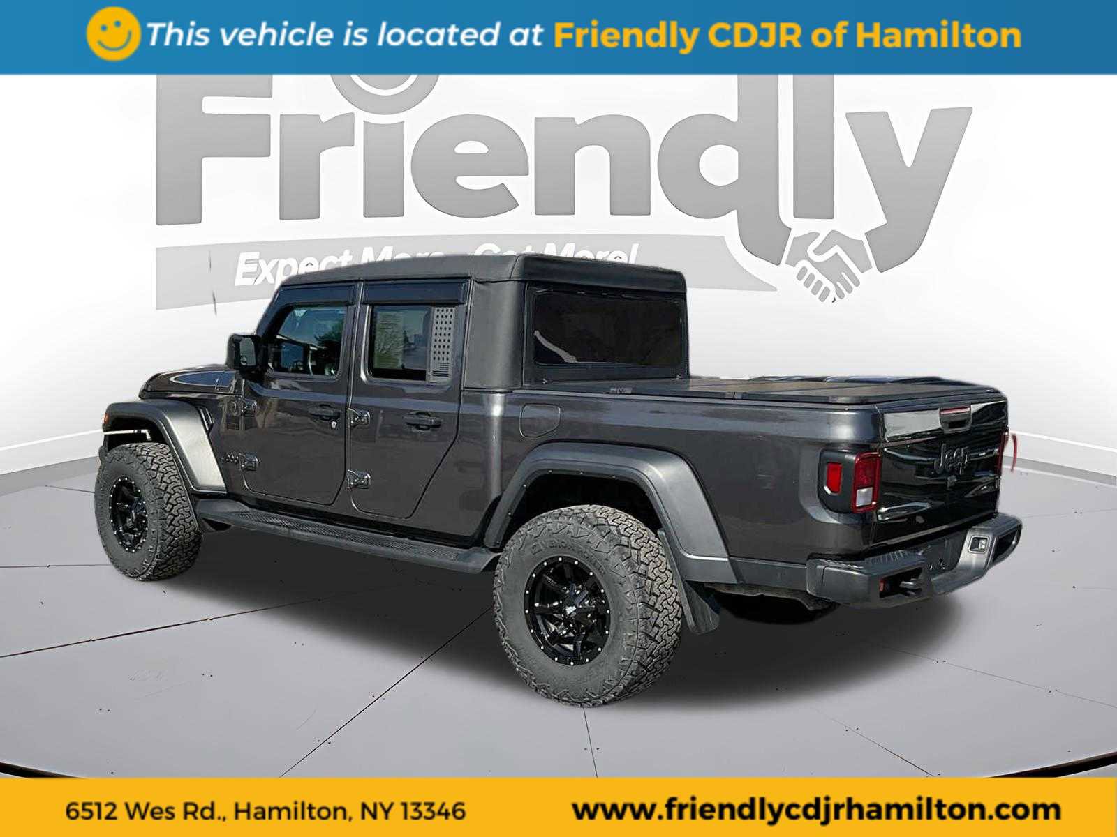 Used 2022 Jeep Gladiator Sport image 6