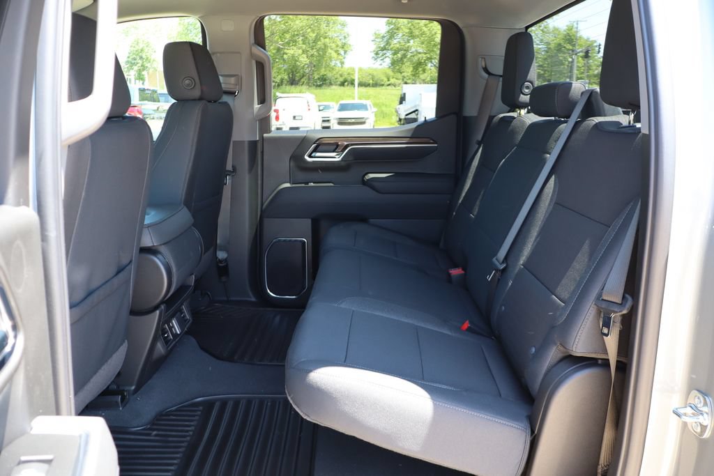 New 2026 Chevrolet Silverado 1500 LT AWD/4WD image 40