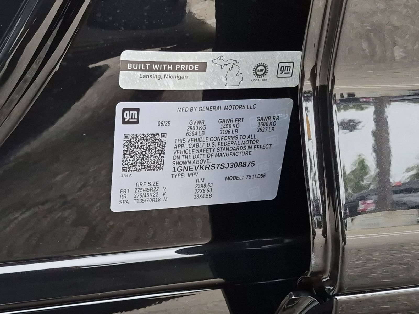 Used 2025 Chevrolet Traverse High Country w/ LPO, Floor Liner Package AWD/4WD image 31