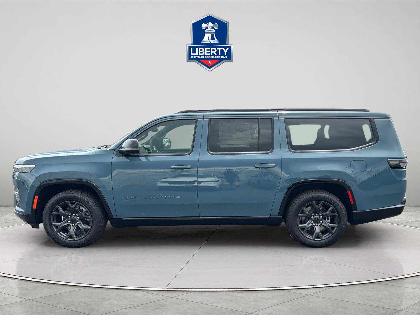 New 2026 Jeep Grand Wagoneer L Limited w/ Premium Group II AWD/4WD image 5