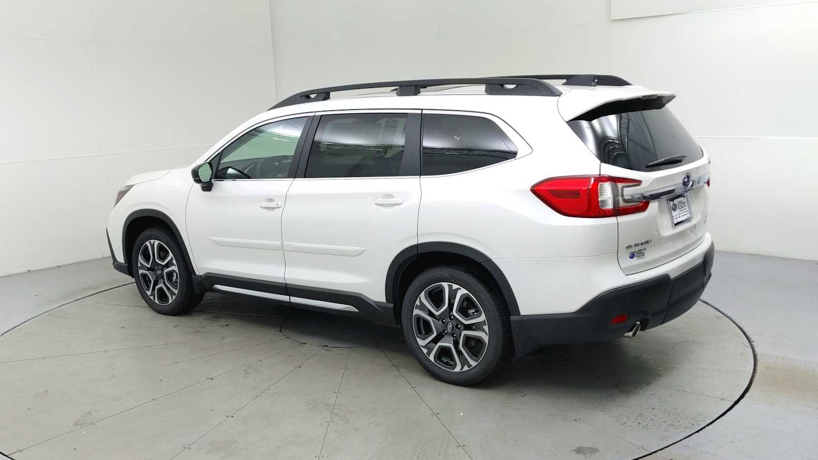 New 2025 Subaru Ascent Limited image 7