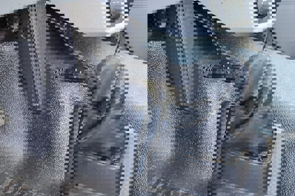 Used 2023 Ford F650 2WD Regular Cab Super Duty image 29