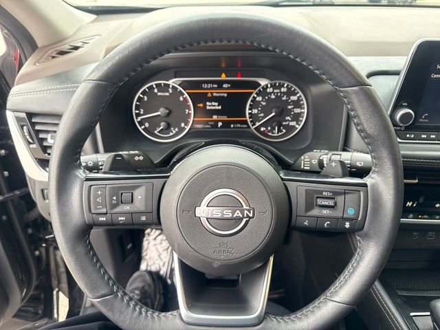 Used 2023 Nissan Rogue SL image 11