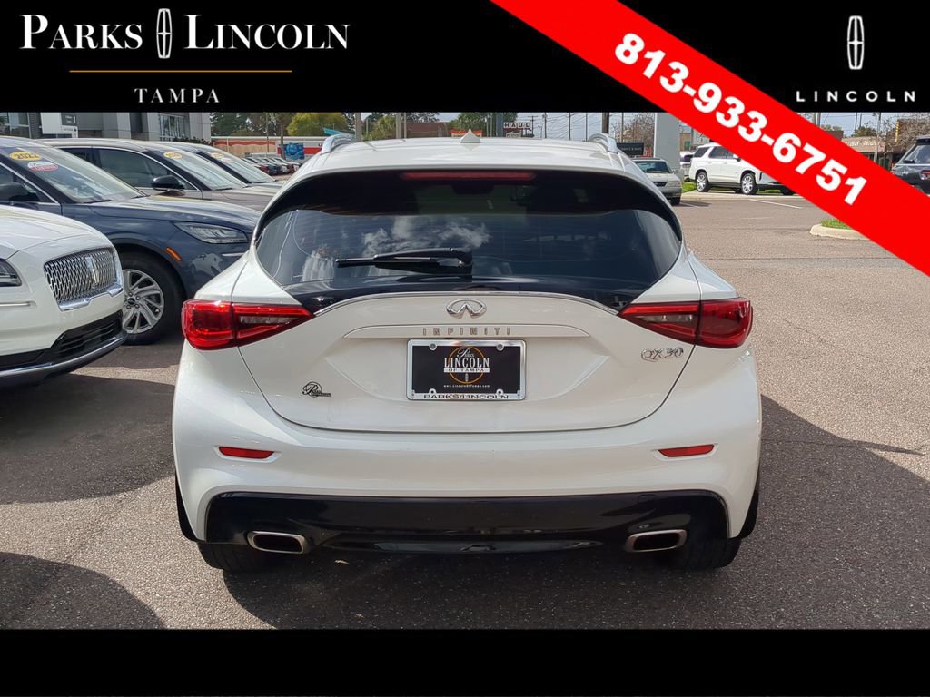 Used 2018 INFINITI QX30 image 5