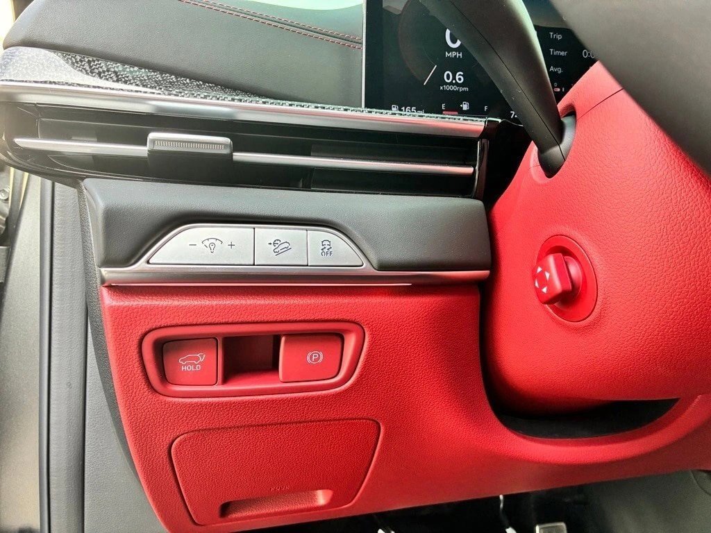 New 2026 Genesis GV80 3.5T e-SC image 8