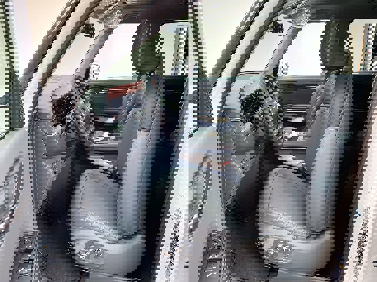 New 2026 Kia EV9 Light image 16