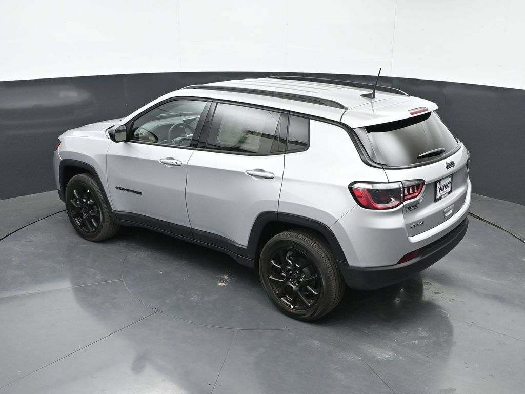 New 2026 Jeep Compass Latitude AWD/4WD image 26