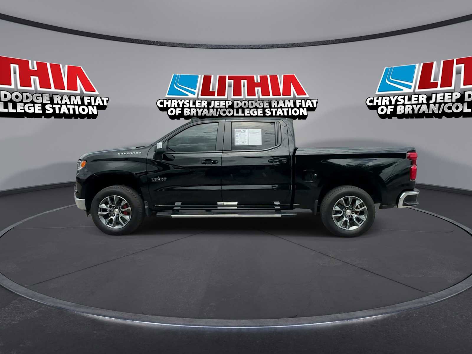 Used 2026 Chevrolet Silverado 1500 LT w/ Texas Edition Plus image 5