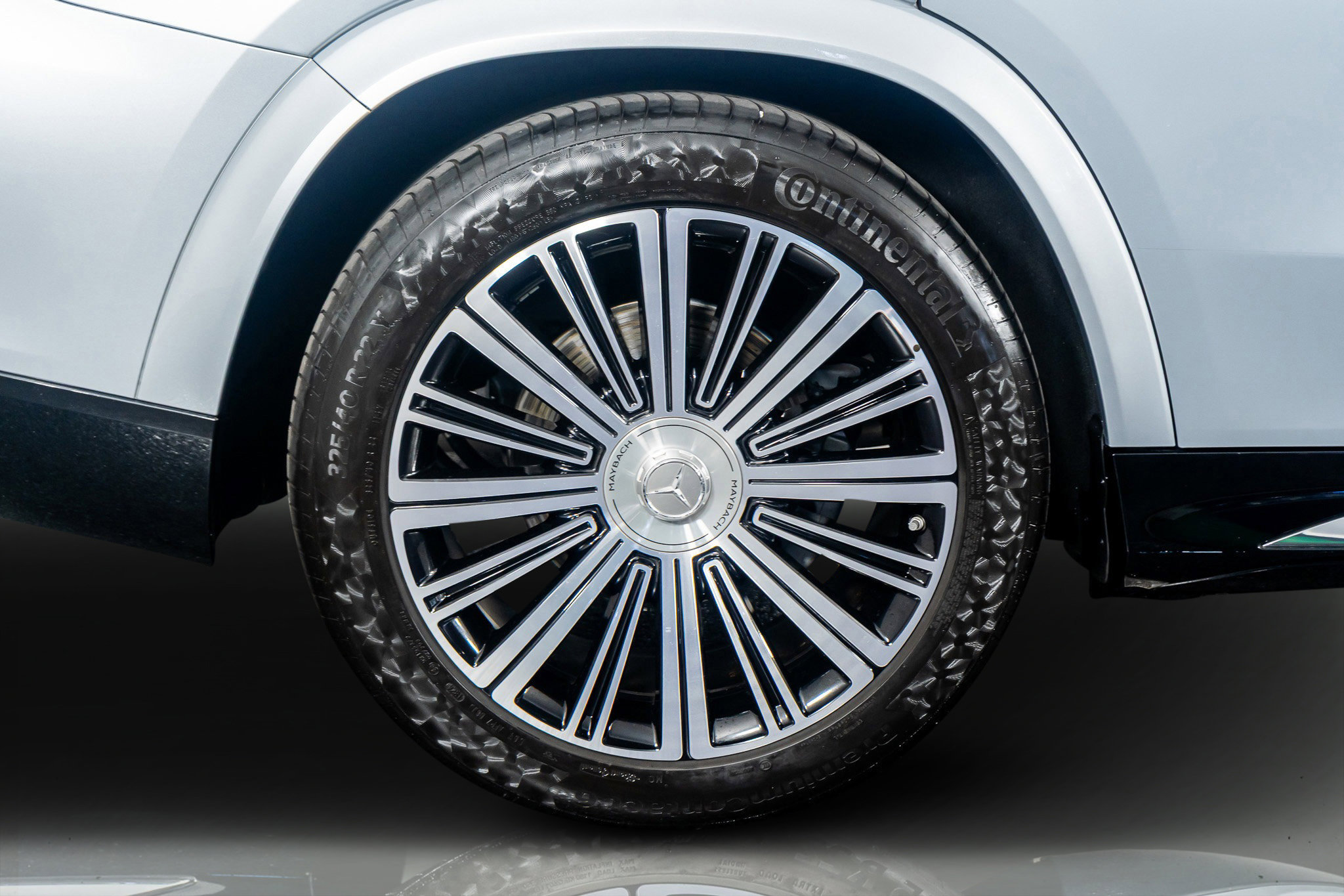 Used 2023 Mercedes-Benz Maybach GLS 600 Maybach GLS 600 image 8