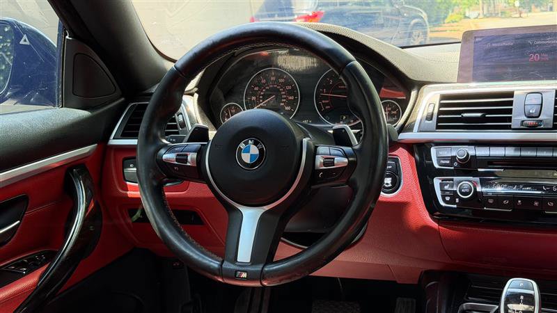 Used 2019 BMW 430i xDrive Coupe w/ M Sport Package AWD/4WD image 30