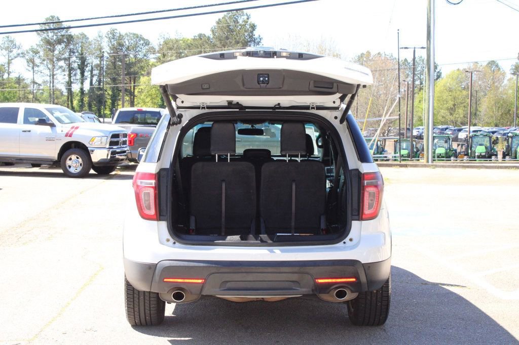 Used 2015 Ford Explorer XLT w/ Equipment Group 202A image 31