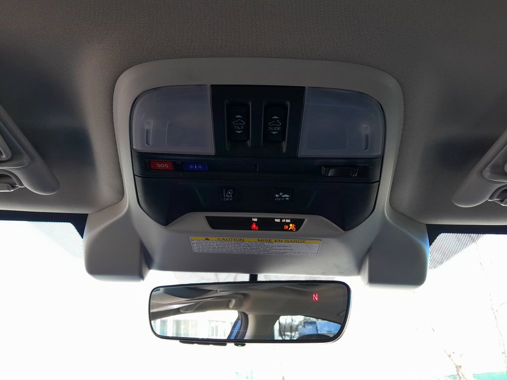 Used 2022 Subaru Crosstrek 2.0i Premium w/ Moonroof Package image 35