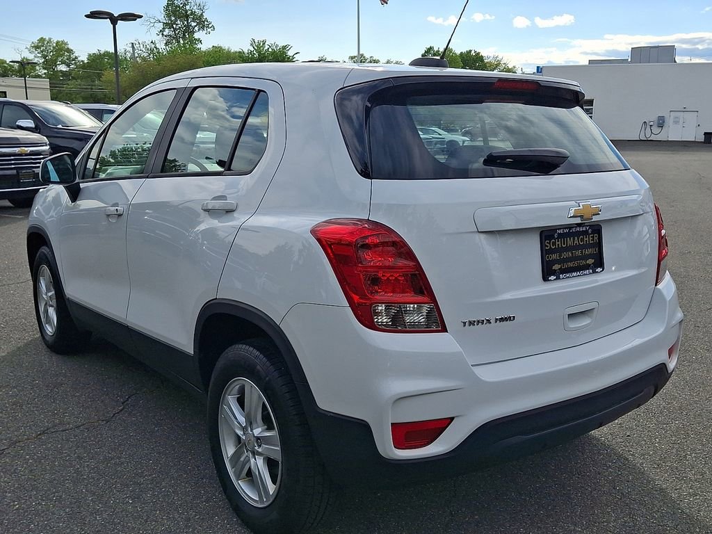 Certified 2020 Chevrolet Trax LS AWD/4WD image 4