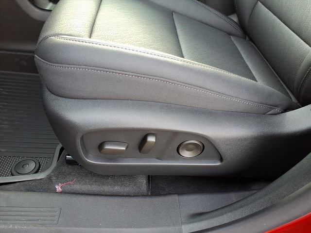 New 2026 Chevrolet Equinox LT w/ Convenience Package II image 8