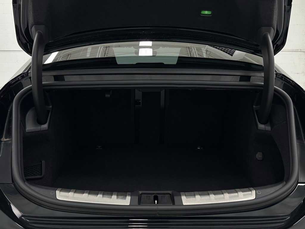 Used 2023 Audi RS e-tron GT w/ Carbon Performance Package image 39