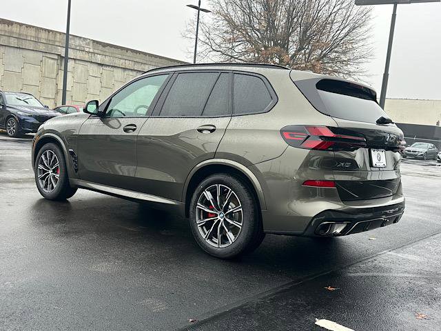 New 2026 BMW X5 xDrive50e w/ M Sport Package image 3