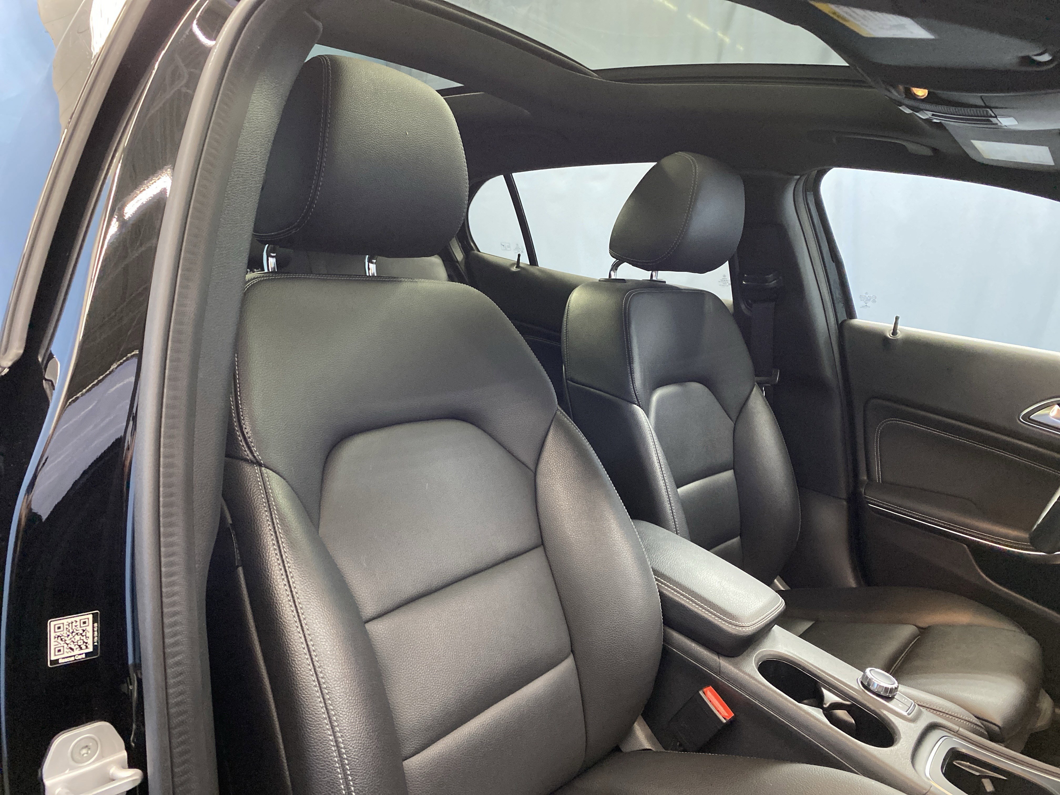 Used 2018 Mercedes-Benz GLA 250 4MATIC image 39