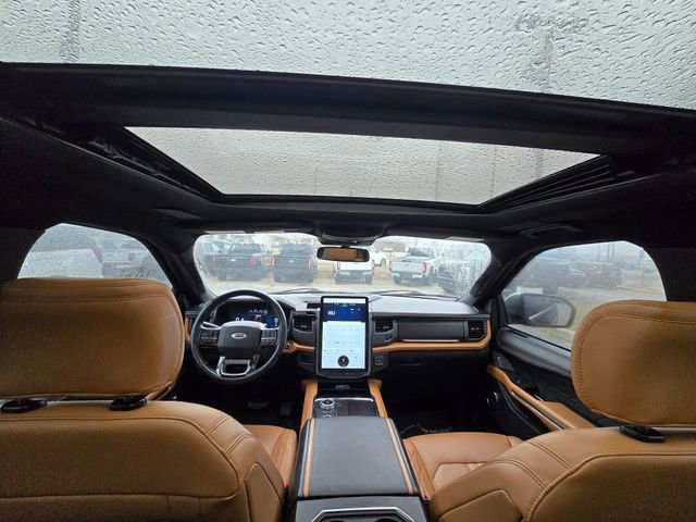 Used 2022 Ford Expedition Platinum image 18