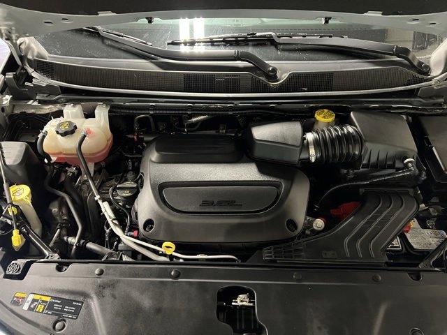 Used 2022 Chrysler Pacifica Touring-L image 47