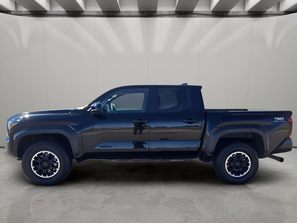 Used 2024 Toyota Tacoma TRD Off-Road image 2