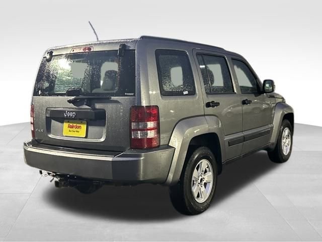 Used 2012 Jeep Liberty Sport image 8