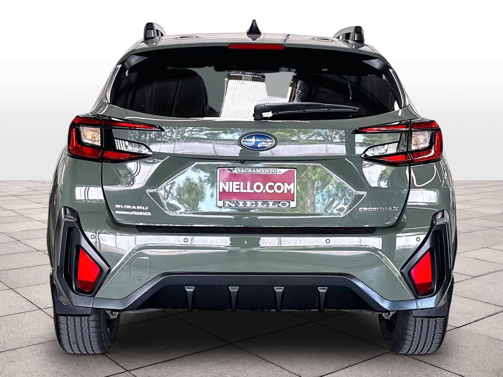 Used 2025 Subaru Crosstrek 2.5i Limited w/ Popular Package #4A AWD/4WD image 8